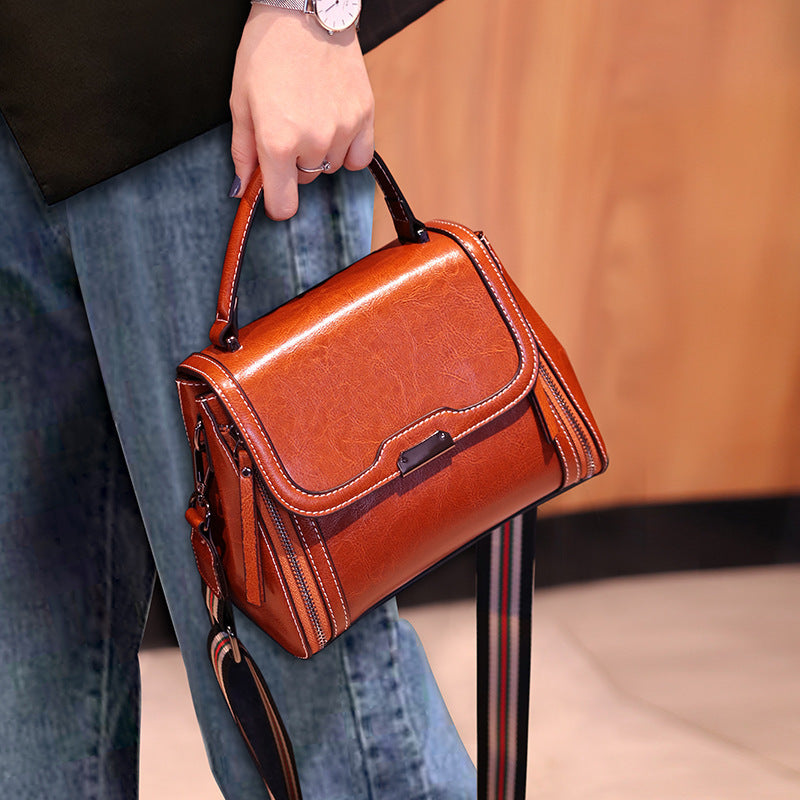 Women's Elegant Comfortable Genuine Leather Design Shoulder Bags
