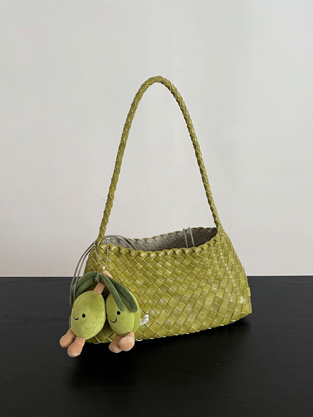 Women's Woven Underarm High-grade Versatile Retro Portable Shoulder Bags
