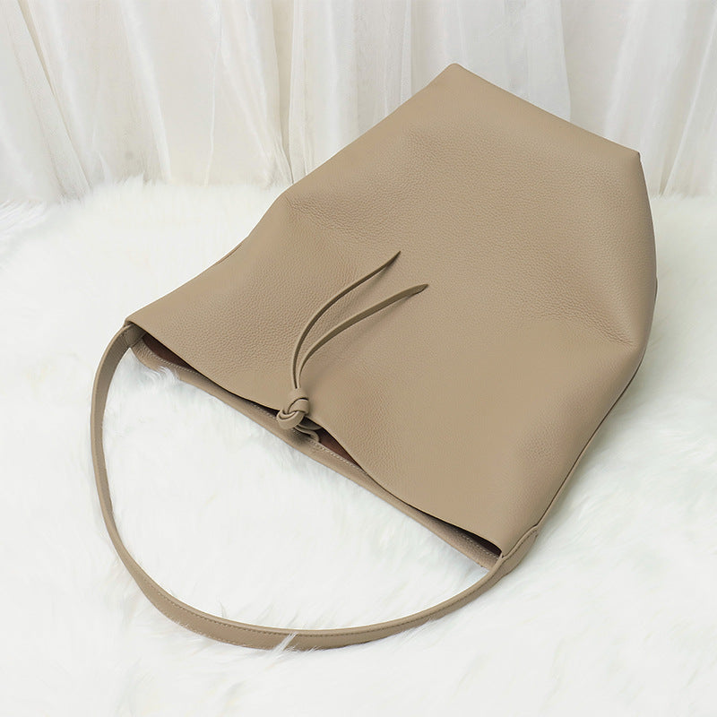 Style Genuine Leather Large Capacity One Shoulder Bags