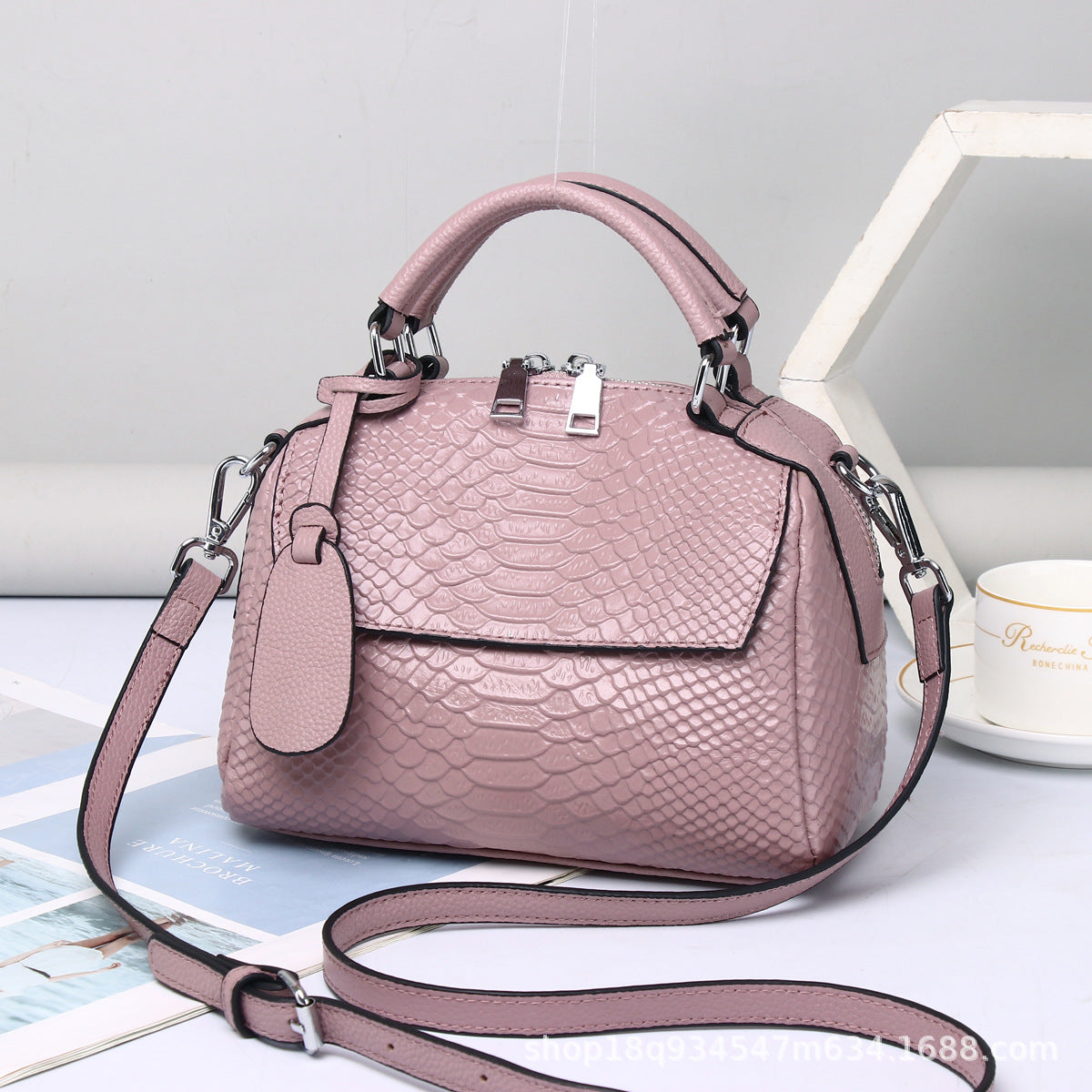 Women's Portable Mini Fashion Genuine Leather Pillow Bags