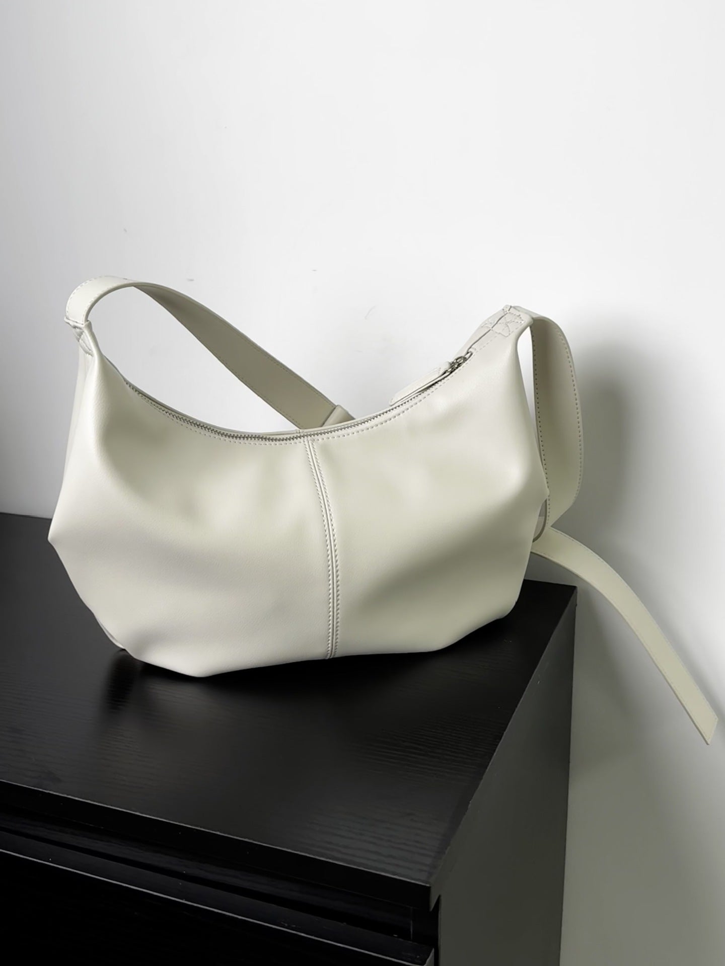 Korean Niche Design Dumpling Leather Versatile Shoulder Bags