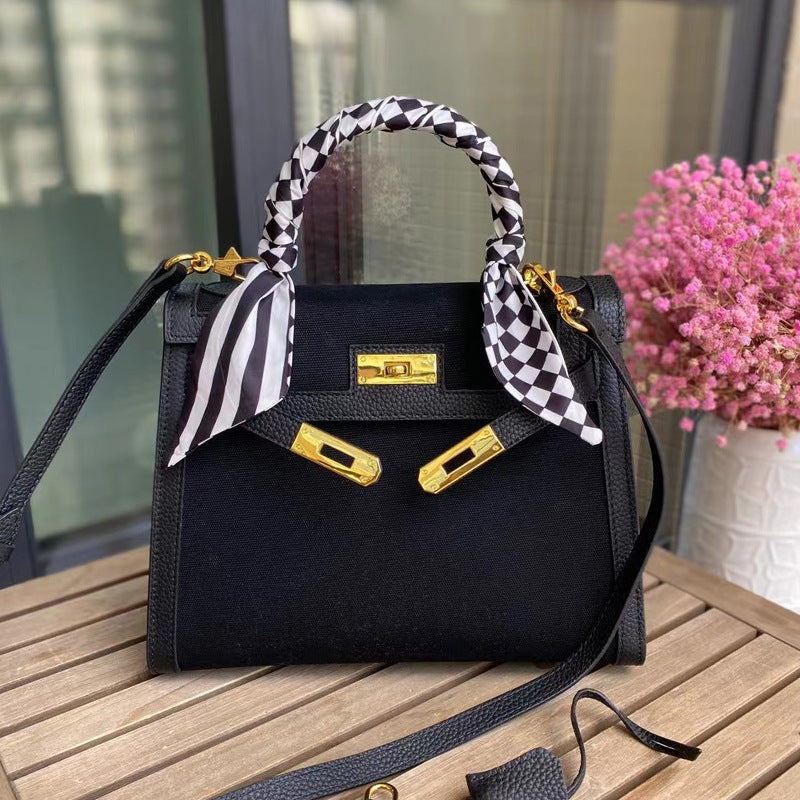 Women's Elegant Canvas With Contrast Color Leather Shoulder Bags