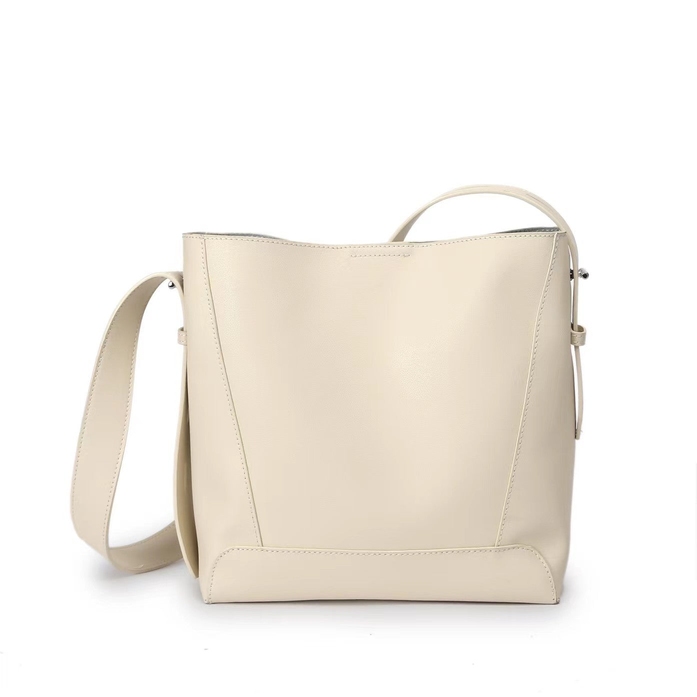 Women's Wind Trendy Cowhide Commuter Large Capacity Shoulder Bags