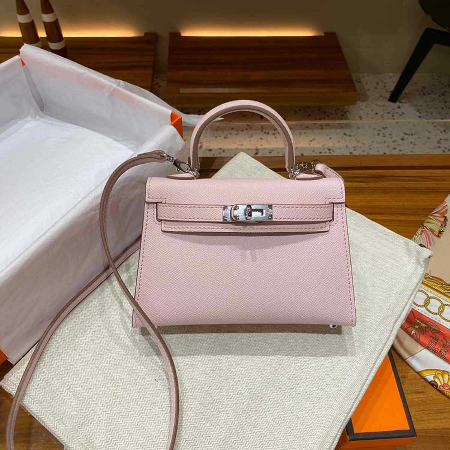 Palm Pattern Cowhide Second Generation Female Shoulder Bags