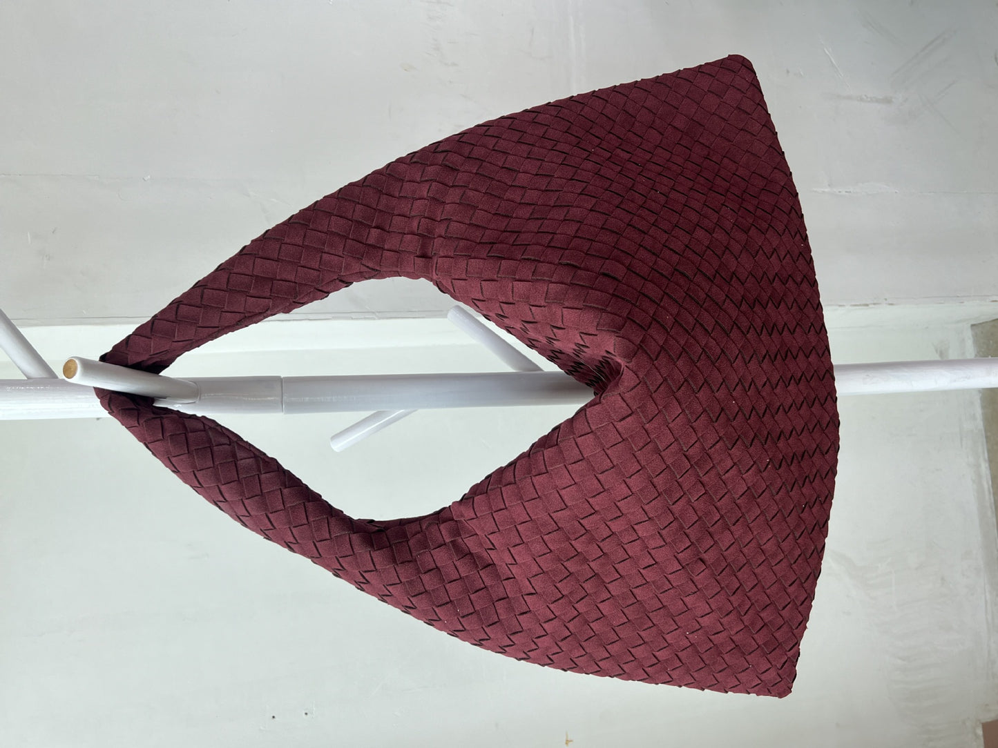 Beautiful Attractive Frosted Large Capacity Portable Handbags