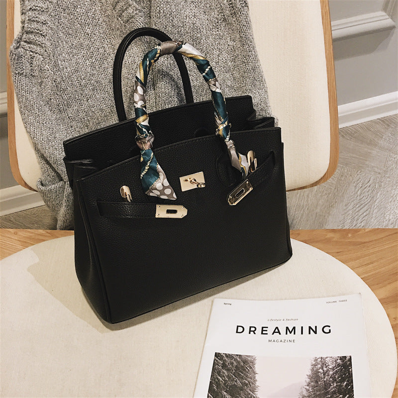 Women's High-grade Western Style Textured Korean Fashion Shoulder Bags