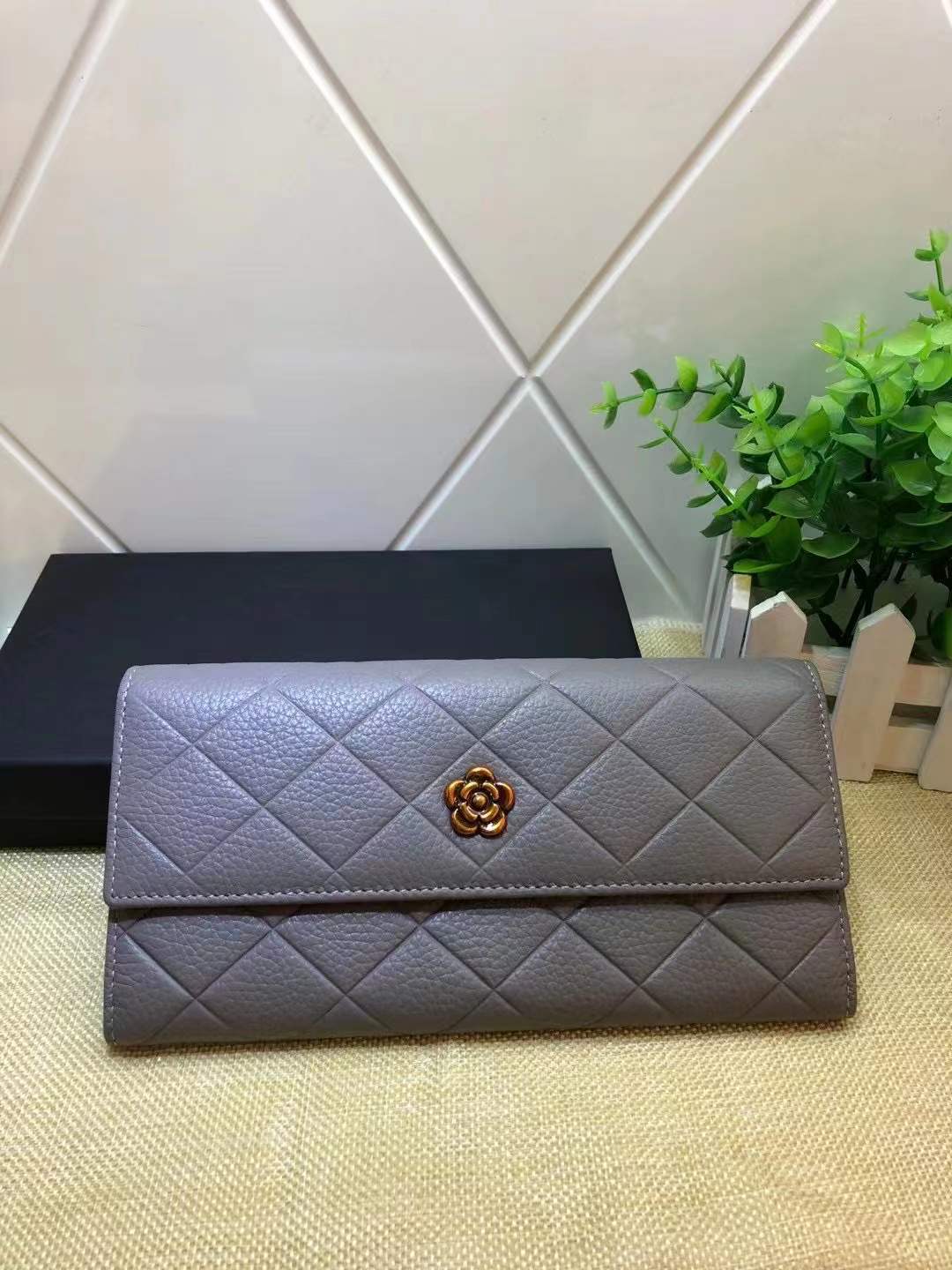 Women's First Layer Cowhide Clutch Long Camellia Ladies Wallets