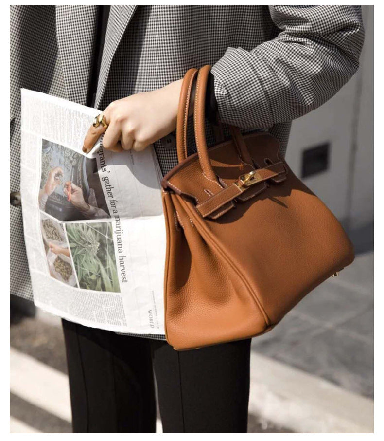 Women's First Layer Cowhide Lychee Pattern Leather Fashion Handbags