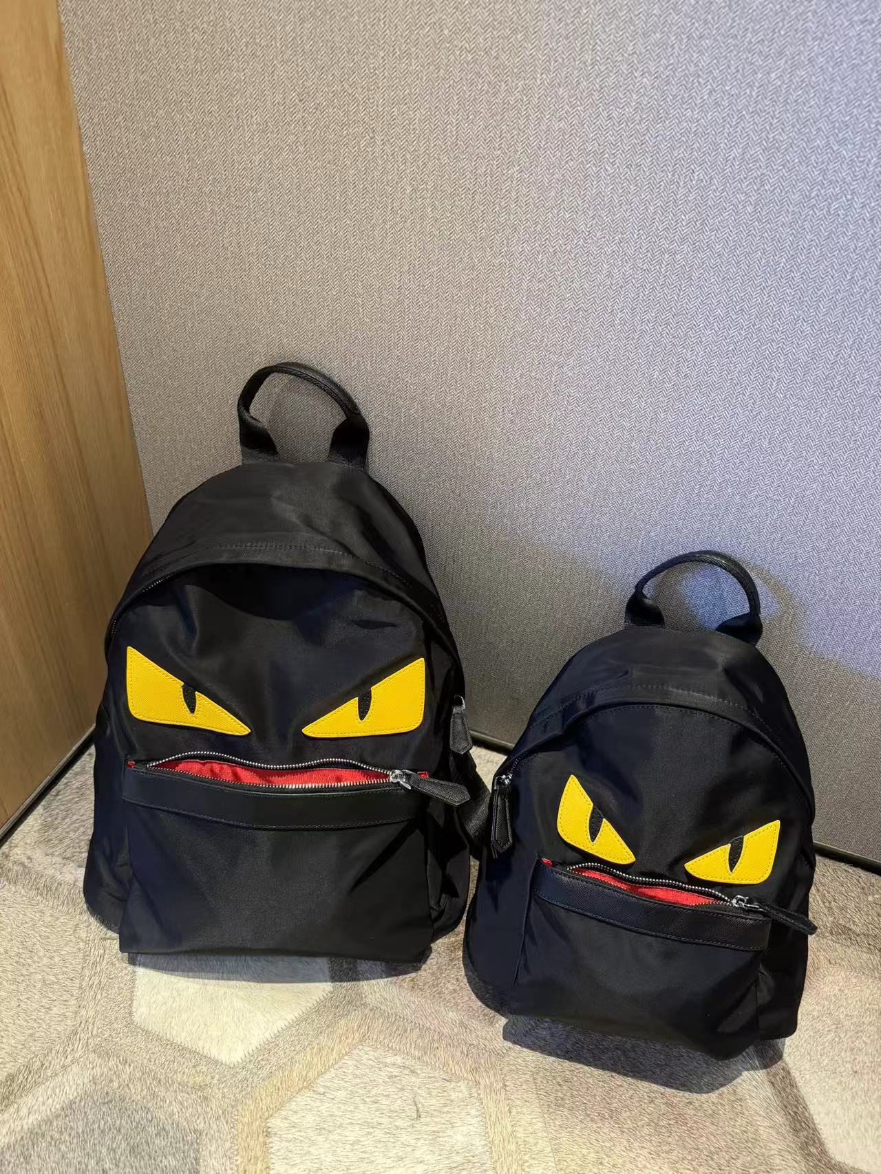 High Quality Waterproof Nylon Cloth Large Backpacks