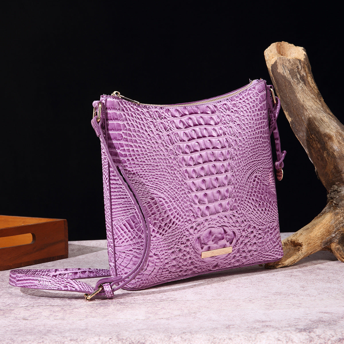 Women's Portable Retro Crocodile Pattern Brahmin Crossbody Bags
