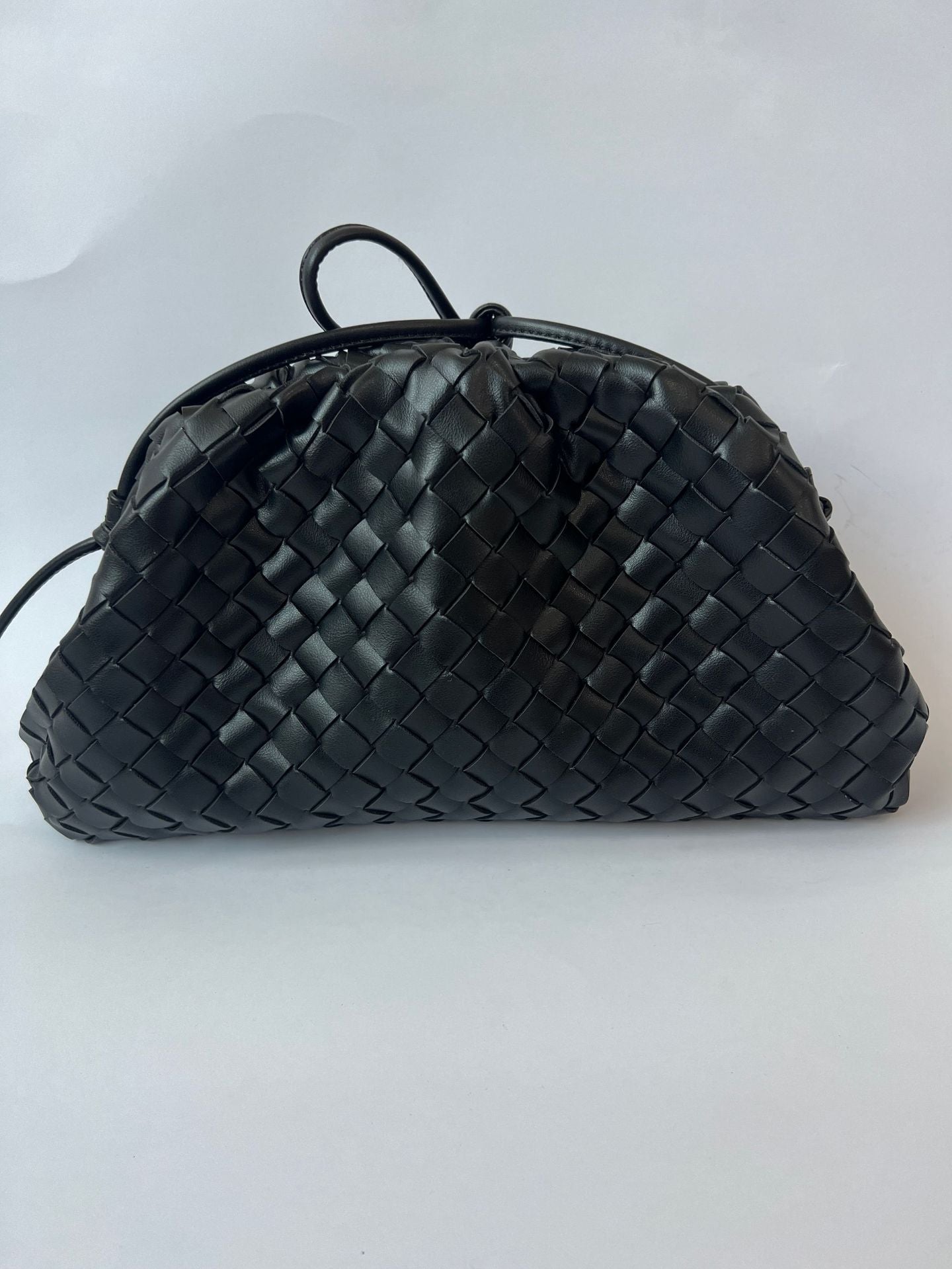 Large Size Cloud Woven Capacity Clip Crossbody Bags