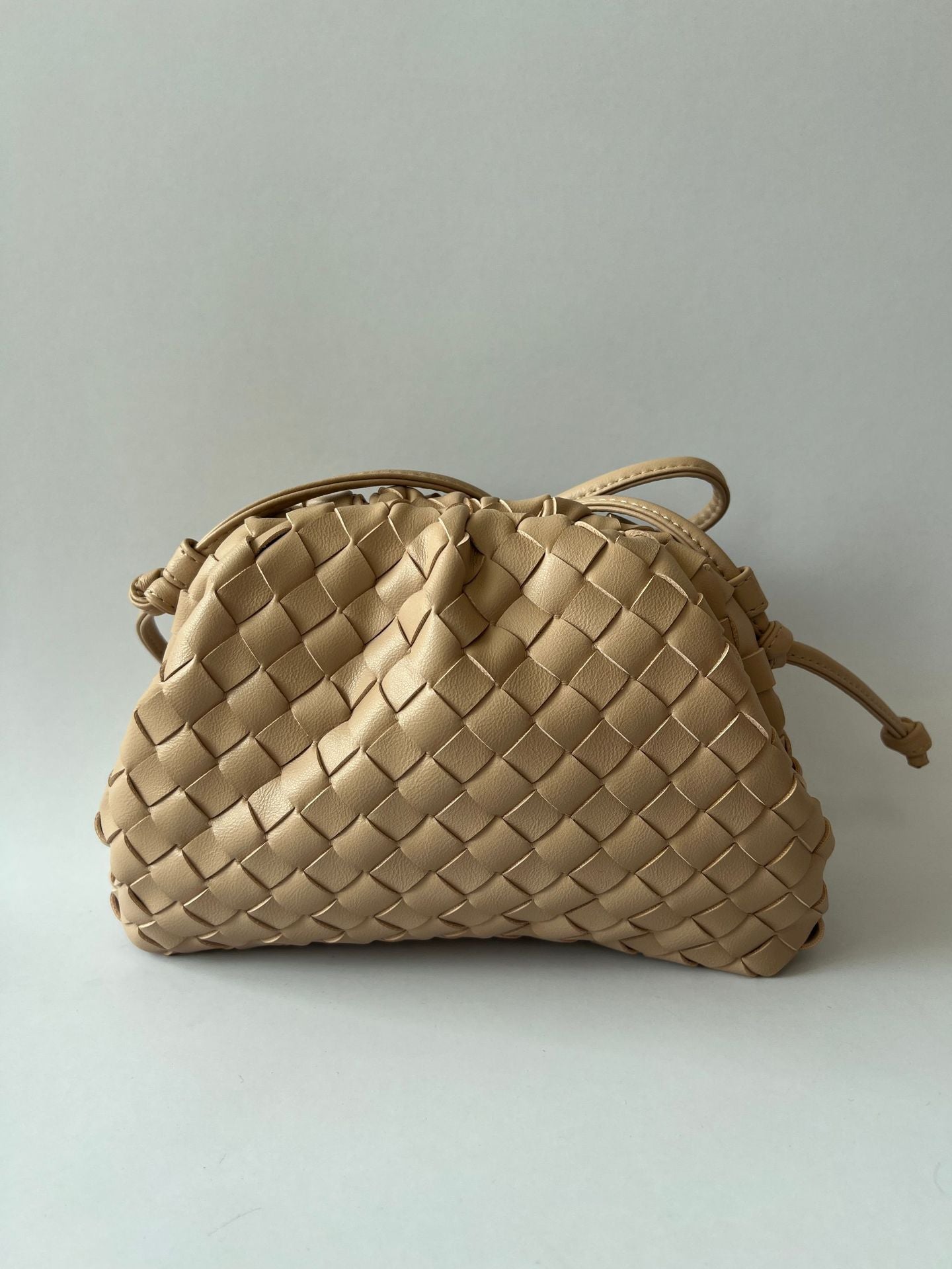 Women's Super Popular Cloud Woven Sweet Fashion Crossbody Bags