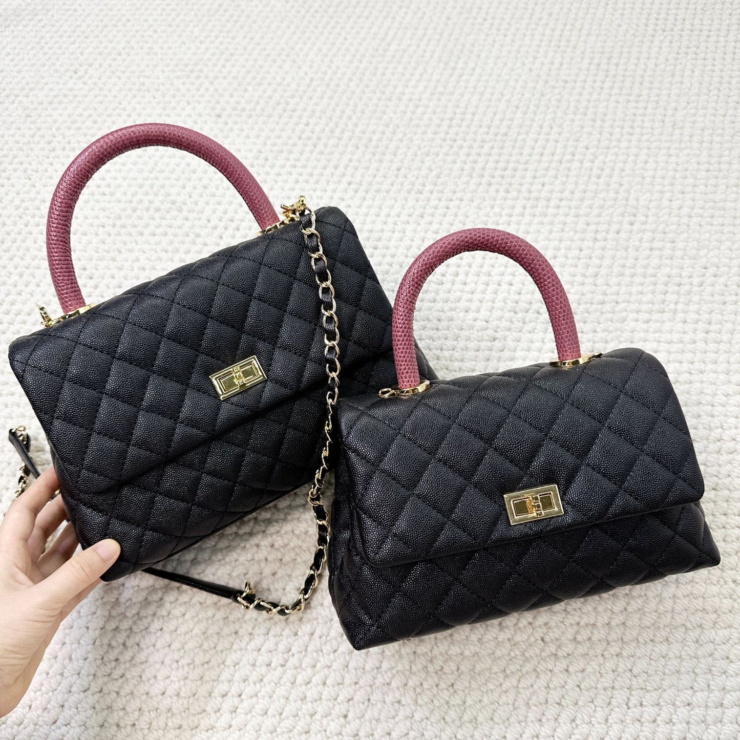 Women's High-grade Genuine Leather Classic Style Caviar Diamond Bags