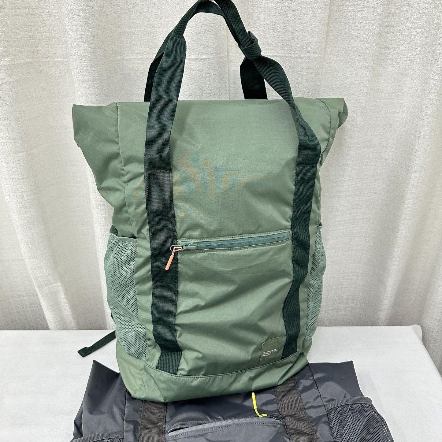 Women's & Men's & Multifunctional Water Repellent Storage Can Mountaineering Backpacks