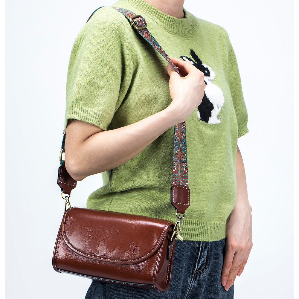 Women's Top Layer Vegetable Tanned Leather Niche Crossbody Bags