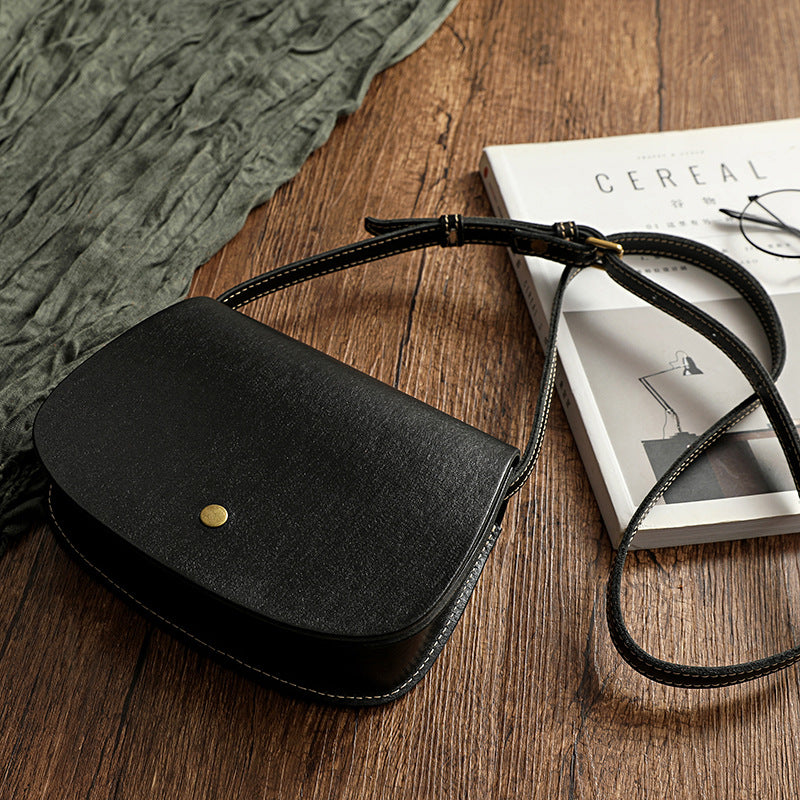 Revision Vegetable Tanning Leather Goddess College Crossbody Bags