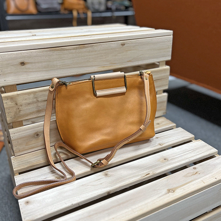Women's Cow Leather Vegetable Tanned Retro Top Crossbody Bags