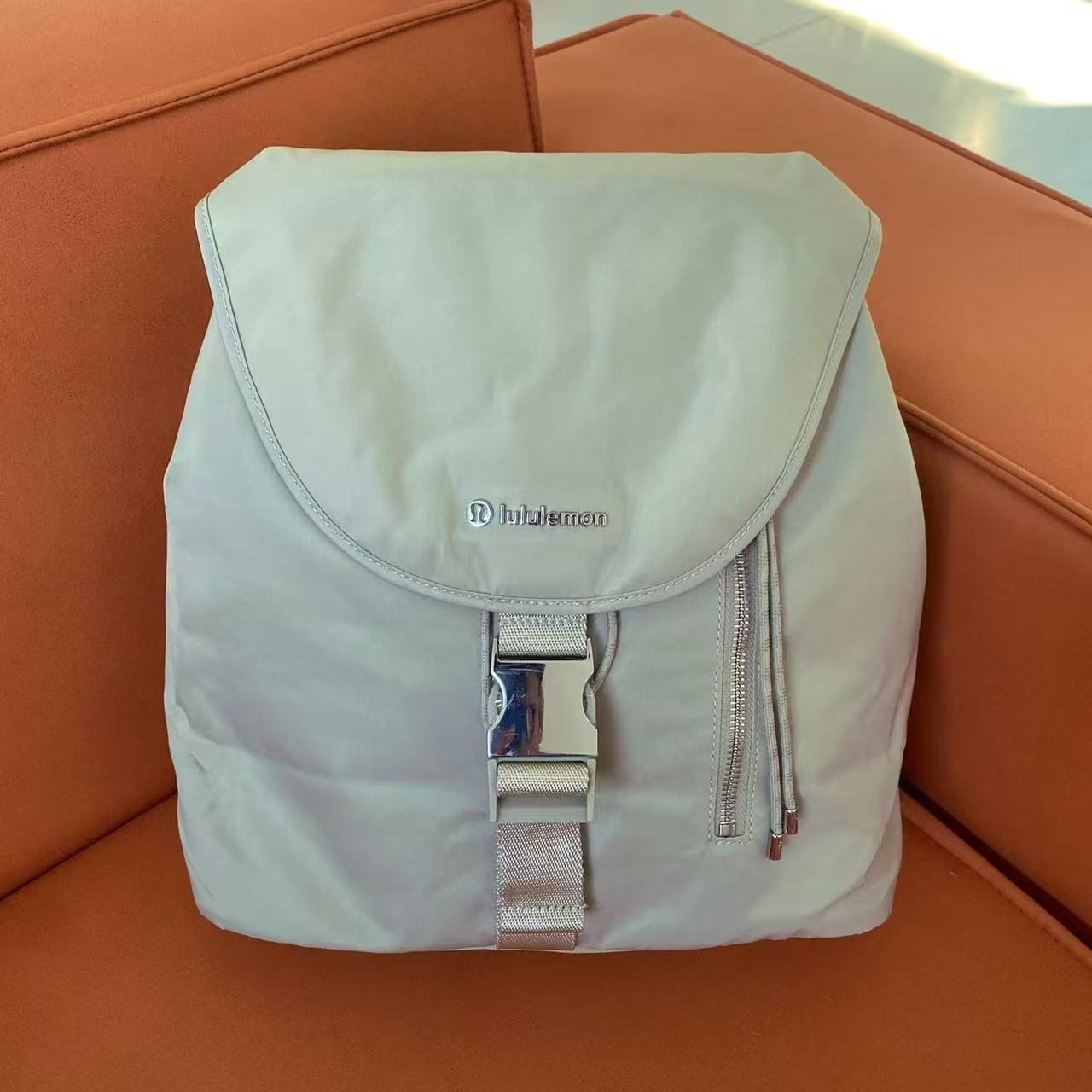 Attractive Durable Comfortable Classic Stylish Drawstring Backpacks