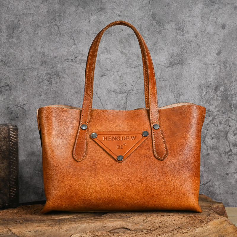 Women's Leather Retro Chinese Style Message Idle Bags
