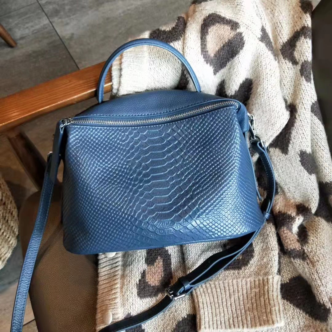 Women's Portable Versatile Soft Leather Large Capacity Shoulder Bags