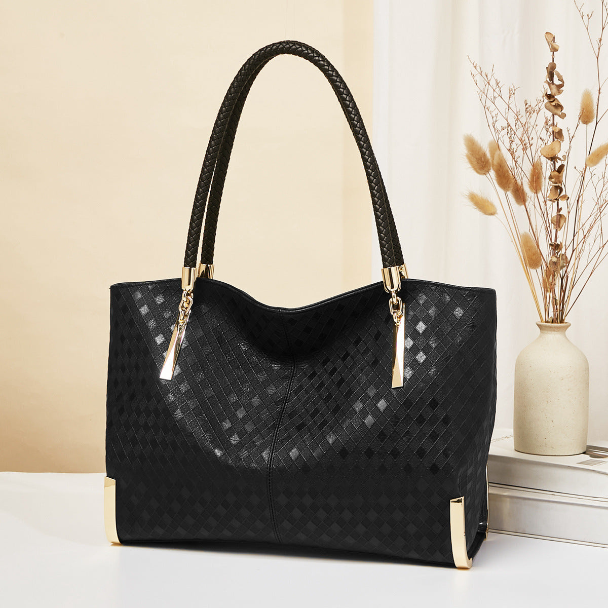Women's First Layer Cowhide Light Luxury Large Capacity Handbags