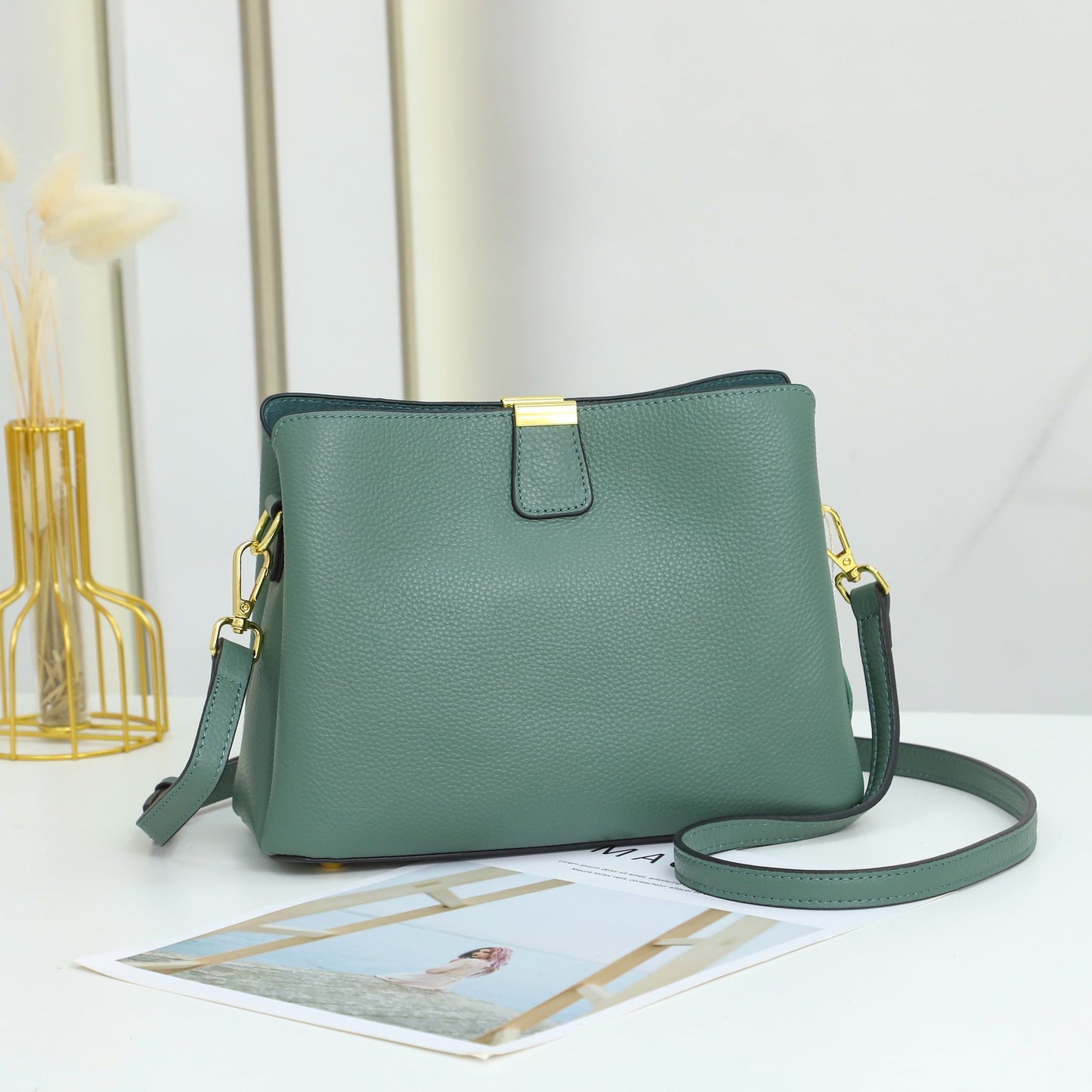 Women's Western Style Fashion Simple First Layer Shoulder Bags