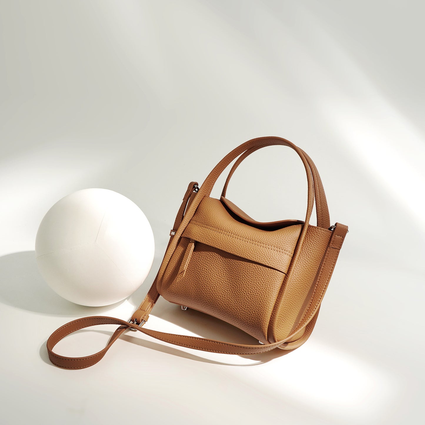 Women's Ingot Vegetable Basket Top Layer Cowhide Crossbody Bags