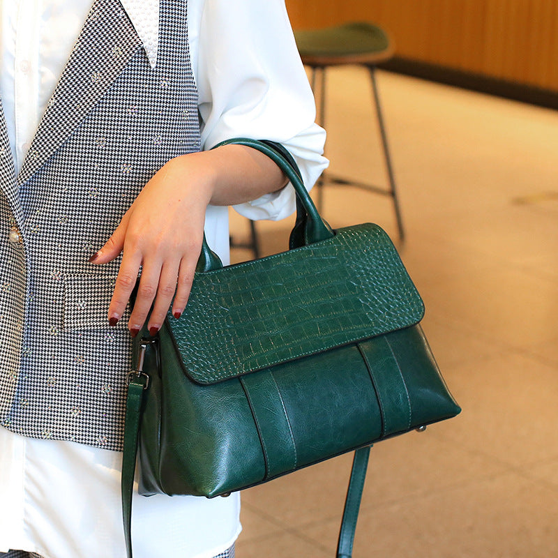 Women's Retro Fashion Large Capacity Genuine Leather Crossbody Bags