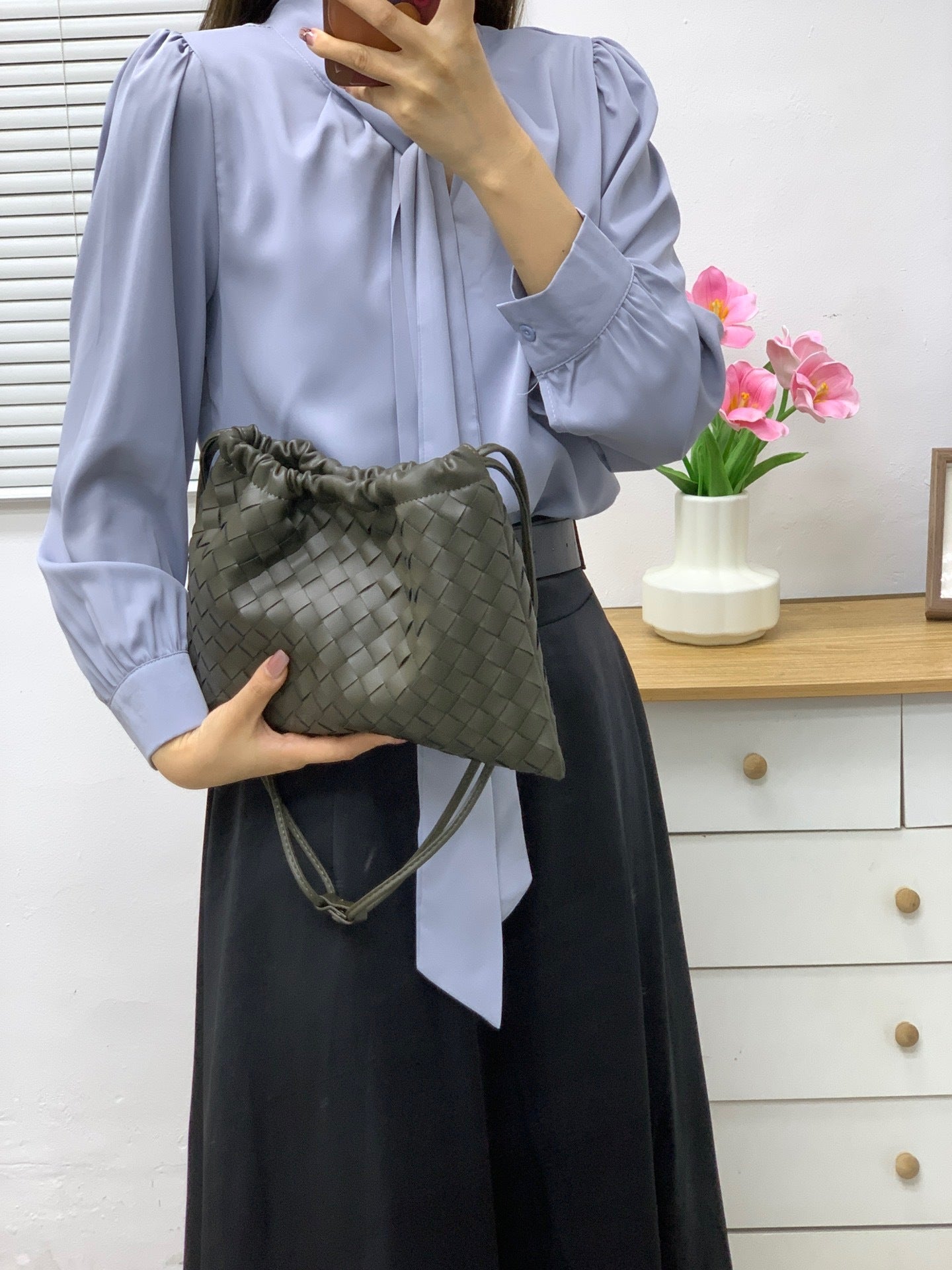 Women's Sheepskin Woven Garbage Clutch Drawstring Lucky Shoulder Bags