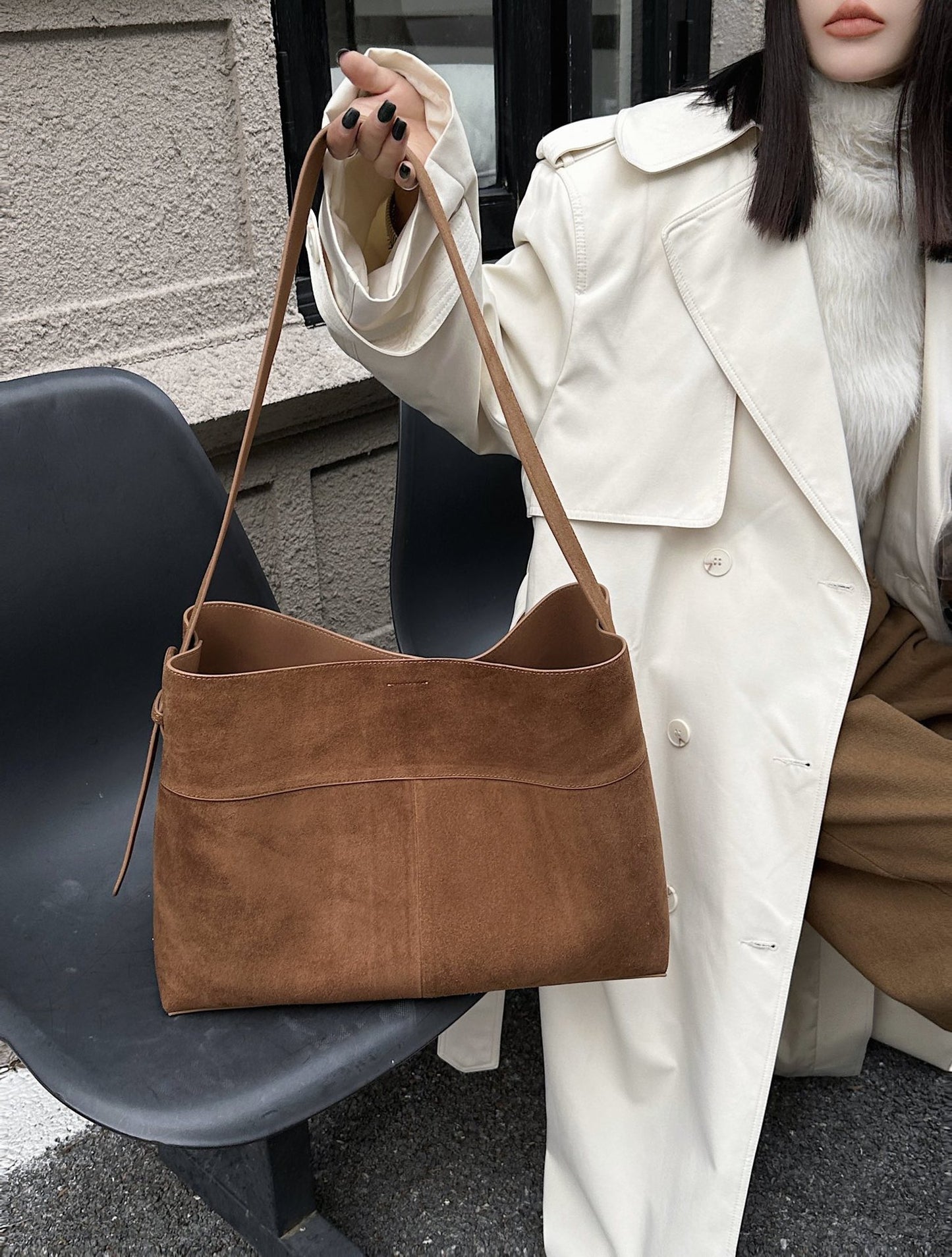 Women's High-grade Large Capacity Fashion Commuter Bags