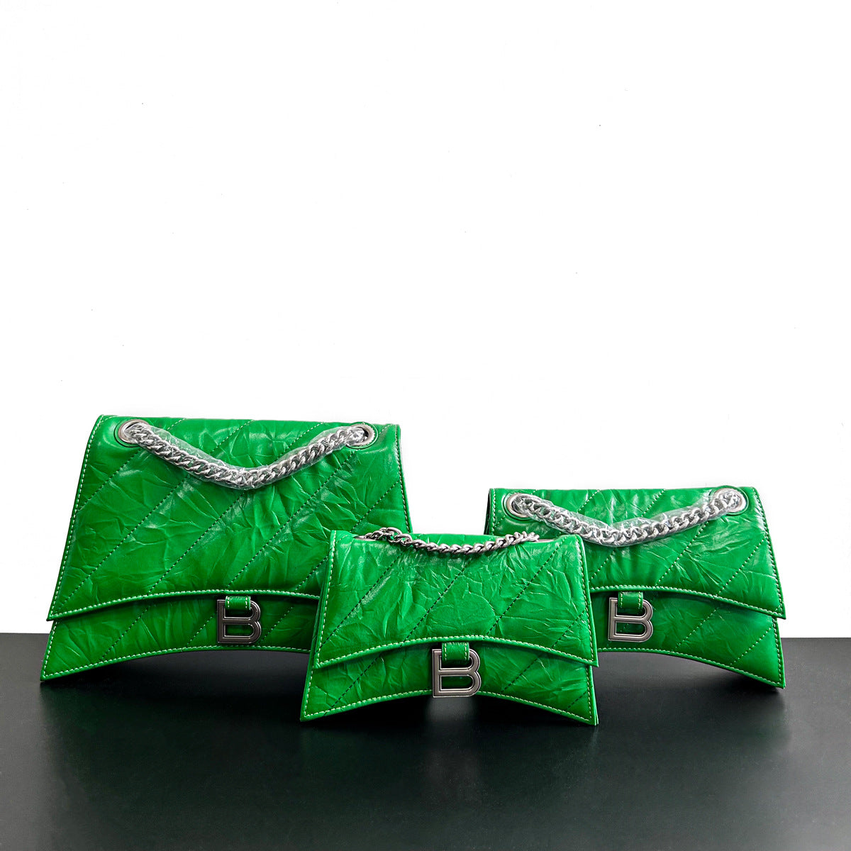 Women's High-grade First Layer Cowhide Hourglass Pleated Shoulder Bags