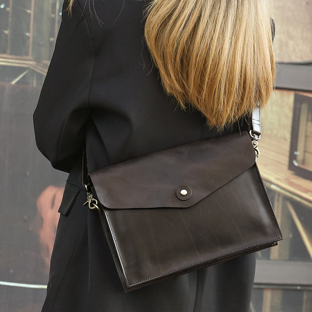 Women's Leather Large Capacity Flip Cowhide Clutch Handbags