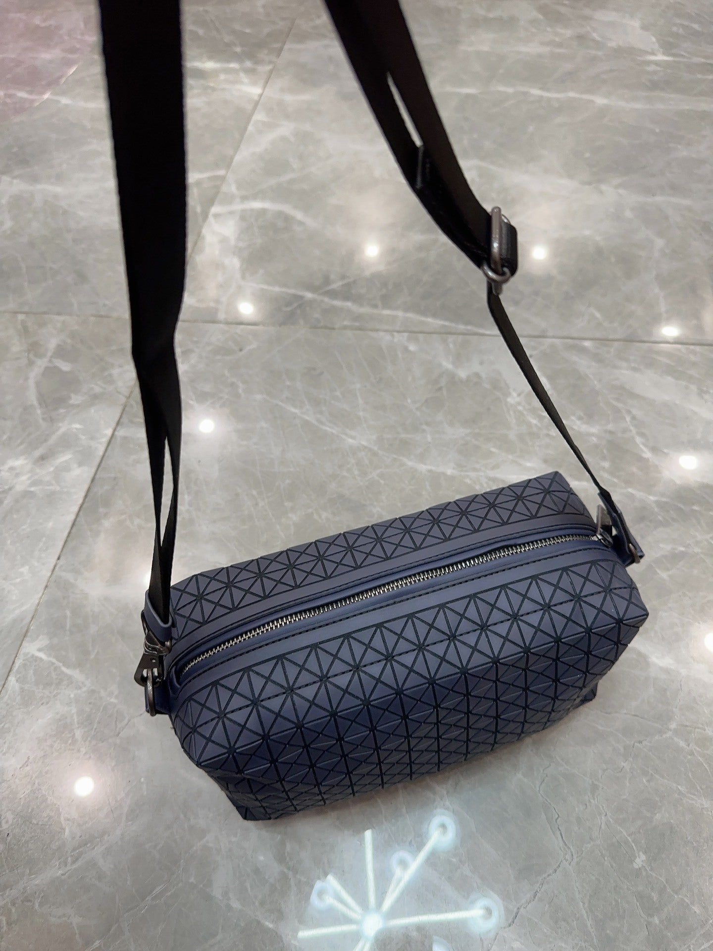 Women's & Men's & Rhombic Silicone Pillow Box Saddle Shoulder Bags