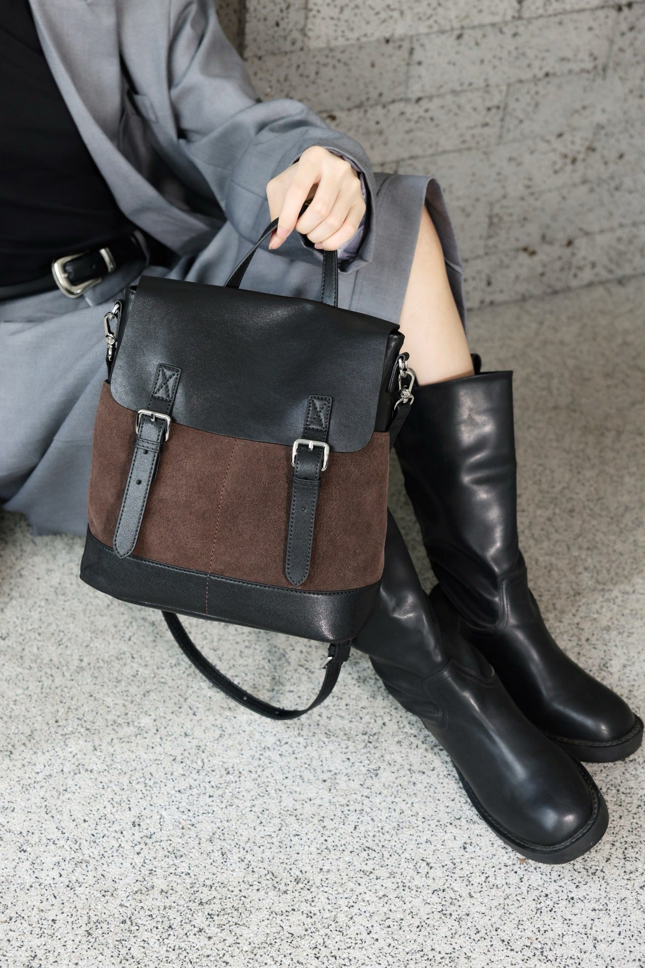 Women's Matte Leather Contrast Color Large Capacity Bags