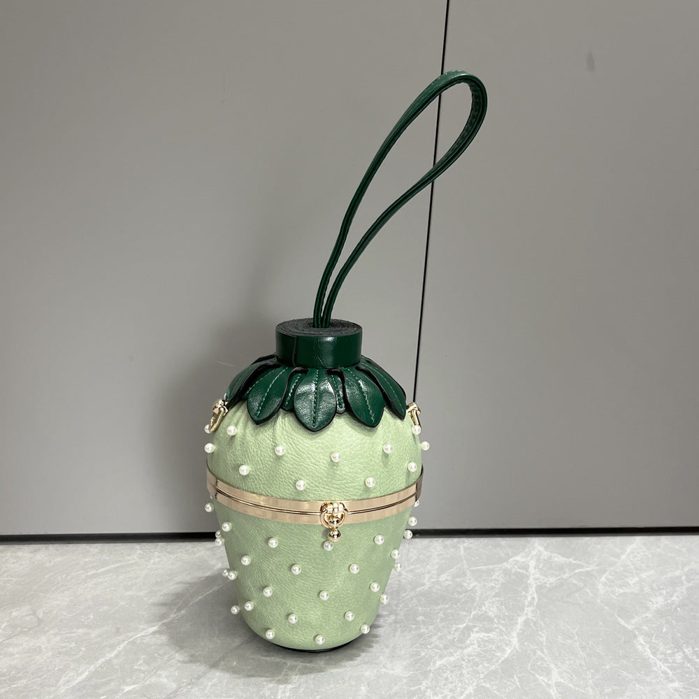 Women's Strawberry Shape Handmade Pearl Decoration Lady's Handbags