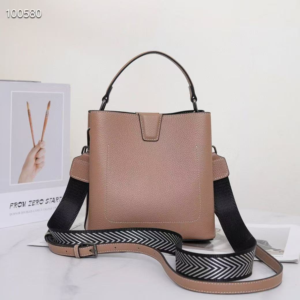 Women's Layer Cowhide Live Broadcast Fashionable Stylish Shoulder Bags