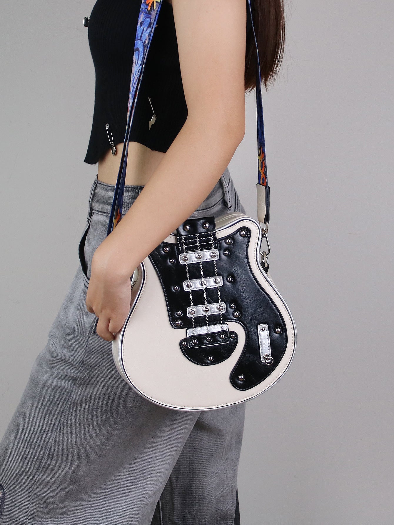 Women's Size Creative Guitar Shape Stylish Portable Crossbody Bags