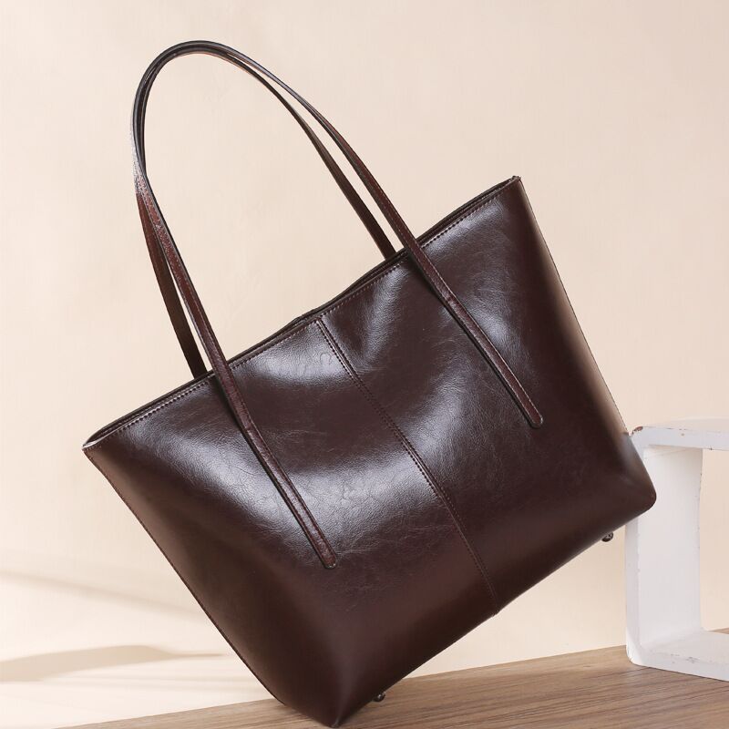 Women's Genuine Leather Vintage Portable Large Capacity Shoulder Bags