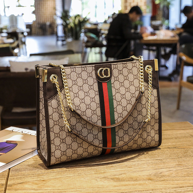 Women's Fashion Retro Large Capacity Portable High-grade Crossbody Bags