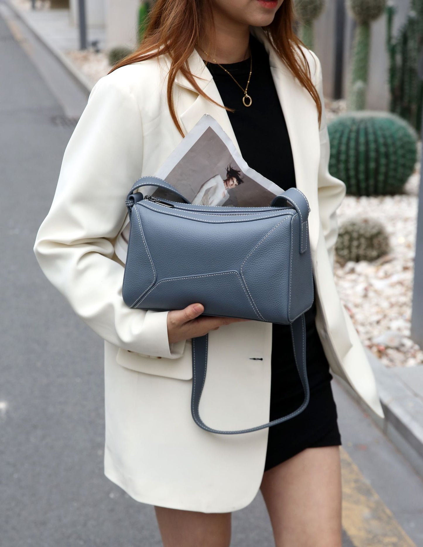 Women's Top Layer Leather Large Capacity Fashion Simple Bags