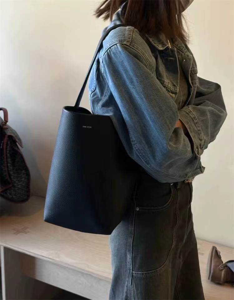 Top Layer Cowhide Lychee Pattern Large Shoulder Bags