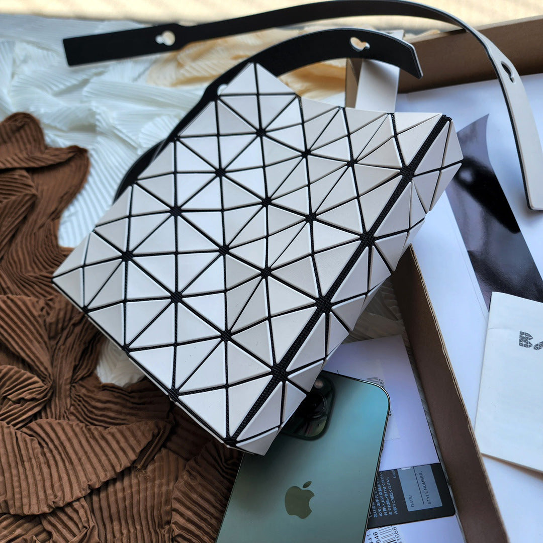 Women's Triangle Monthly Limited Box Portable Life Handbags