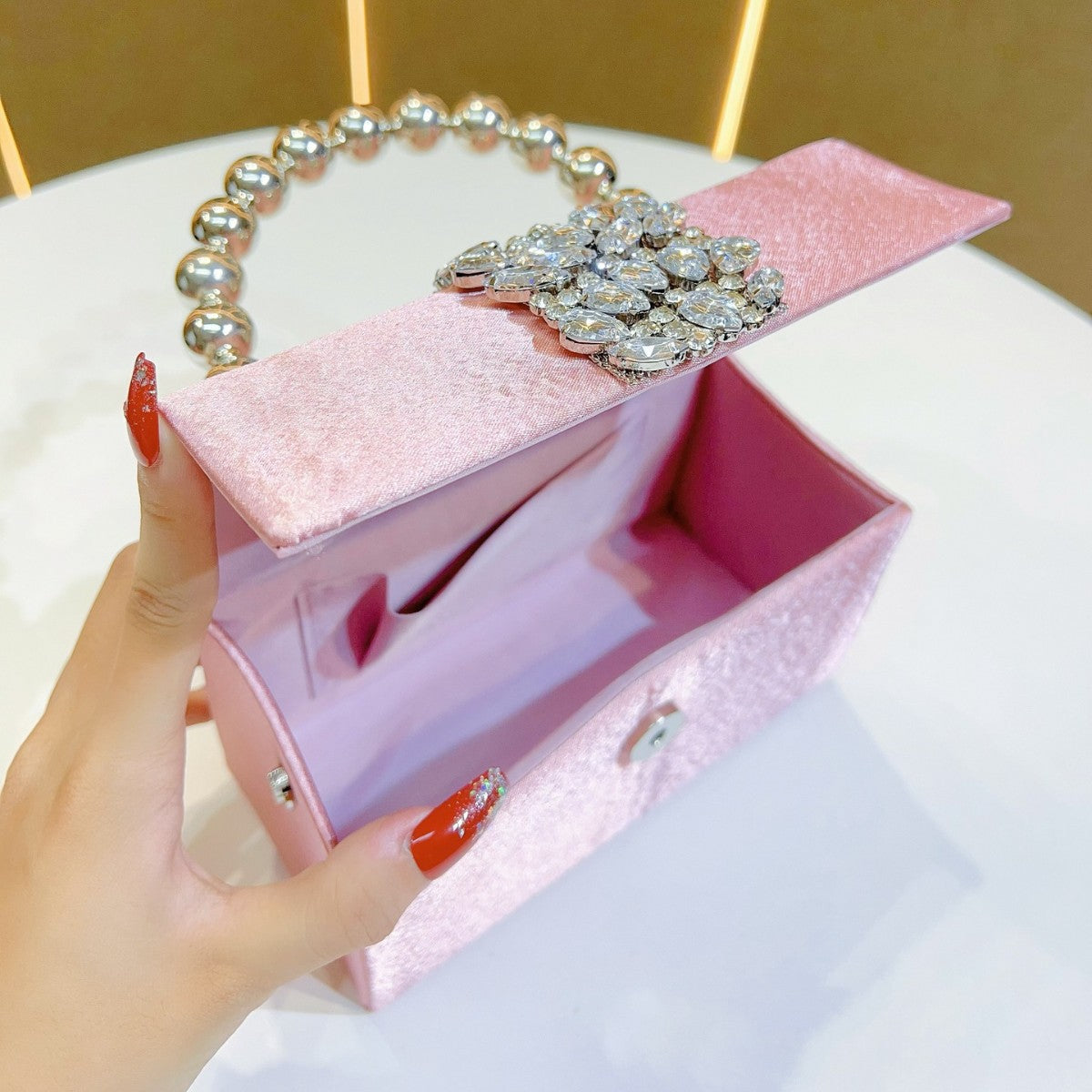 Women's Shiny Rhinestone Banquet Silk Satin Pearl Handbags