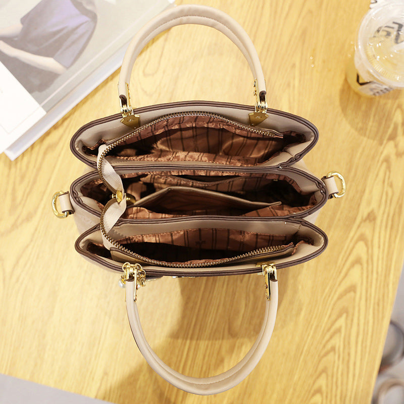 Women's Large Capacity Fashionable Mother Fashion Handbags