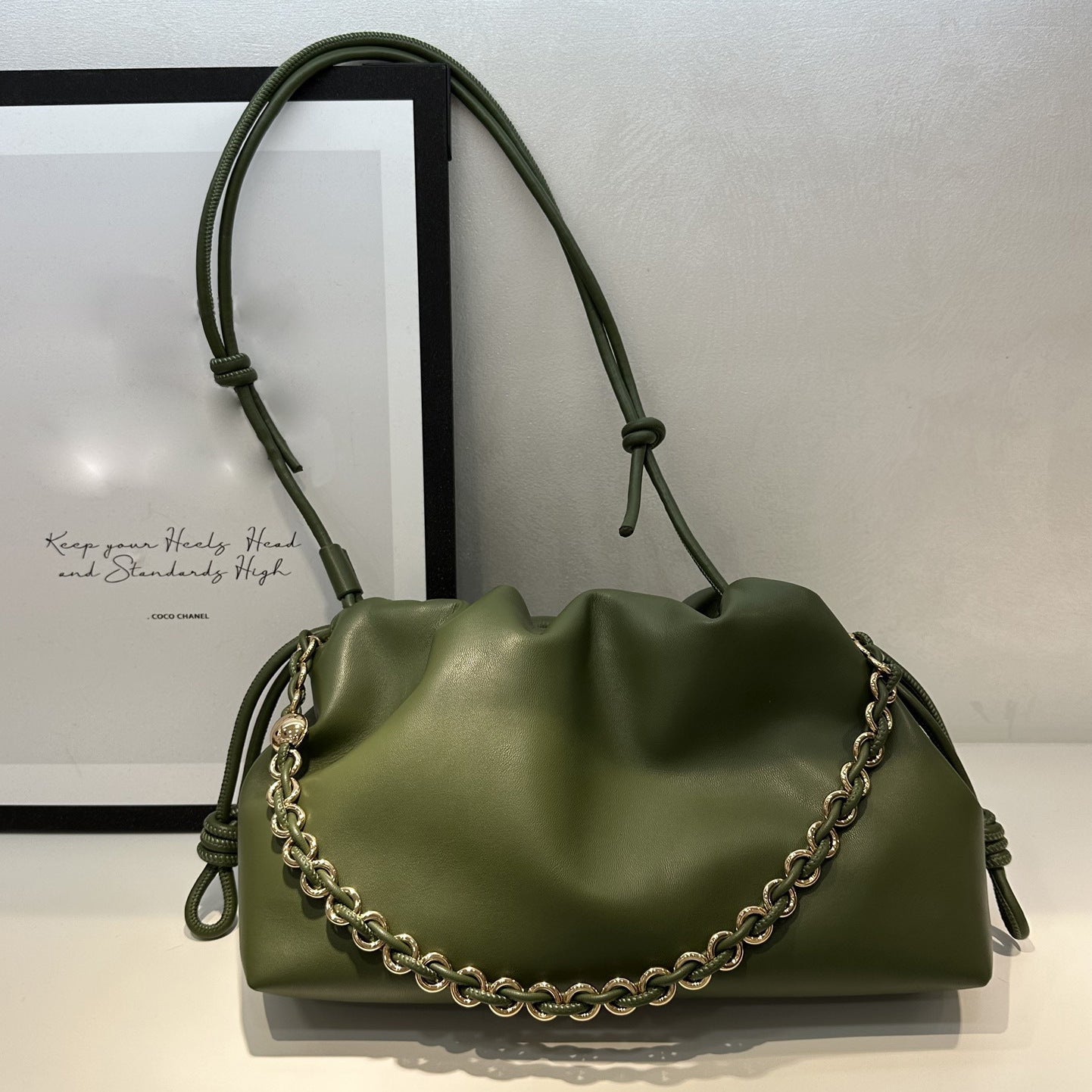 Women's Drawstring Lucky Genuine Leather Exquisite Hand Bags