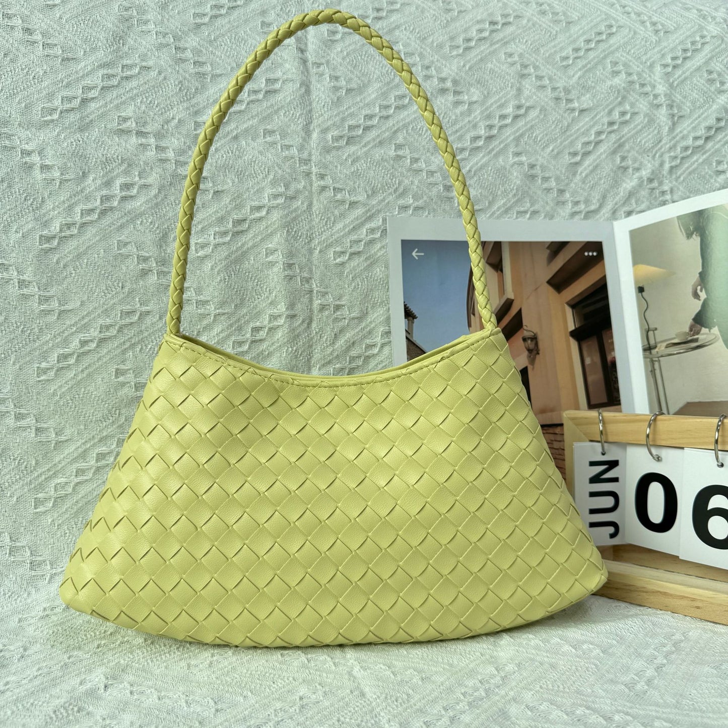 Women's Handmade Woven High-grade French Food Basket Shoulder Bags