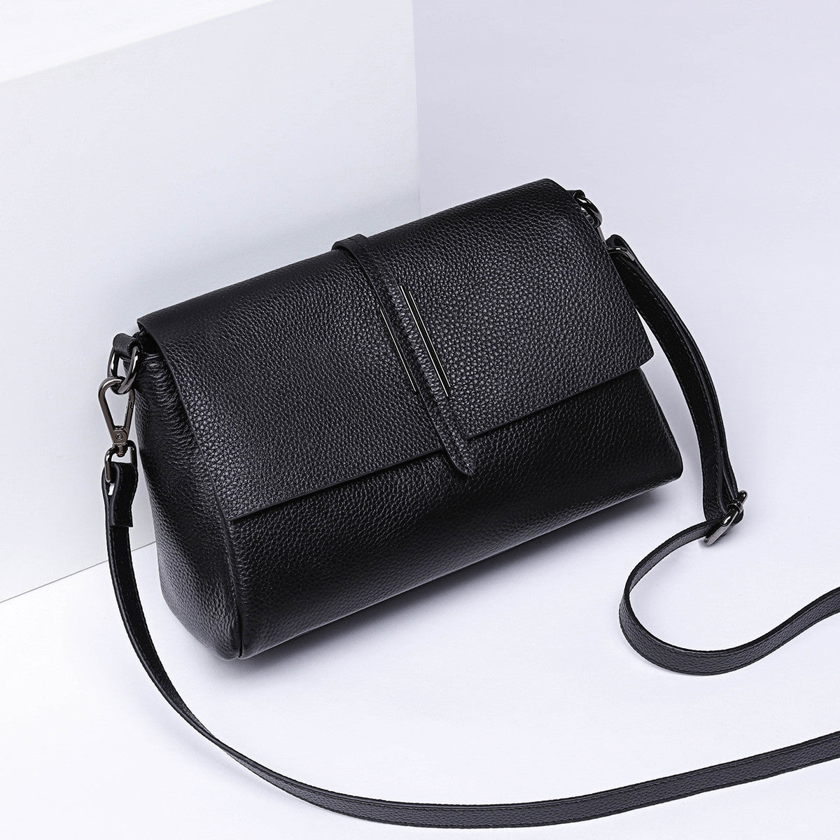 Women's Genuine Leather Fashionable Underarm Mom Crossbody Bags