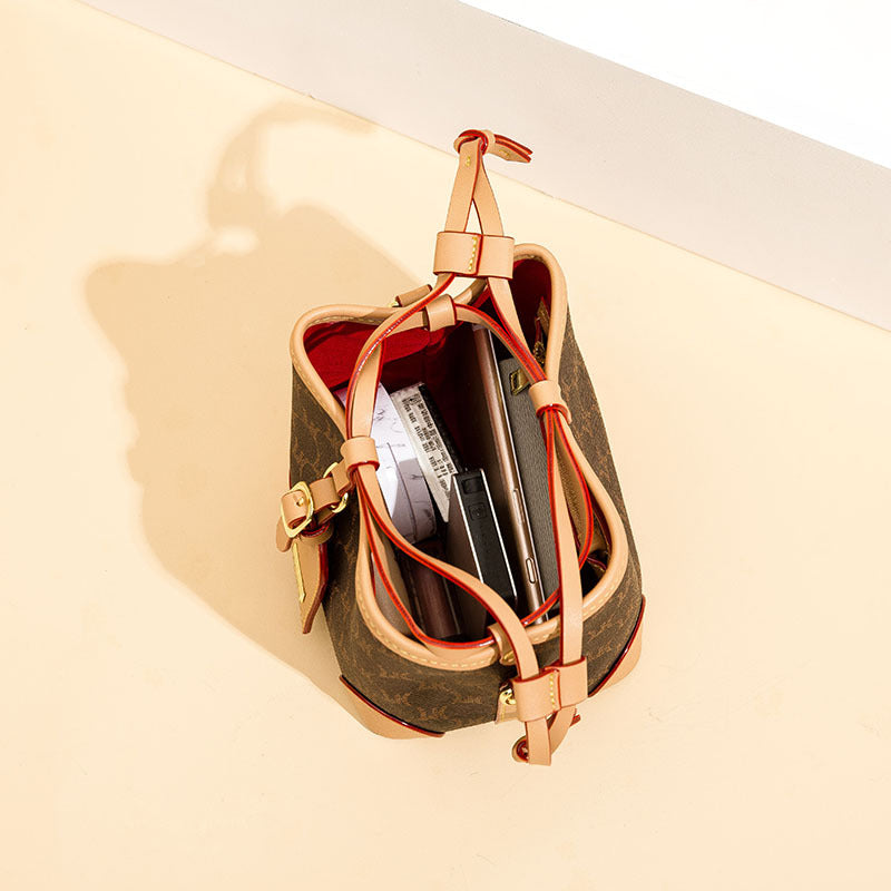Women's High-grade Vintage Presbyopic Drawstring Simple Fashion Shoulder Bags