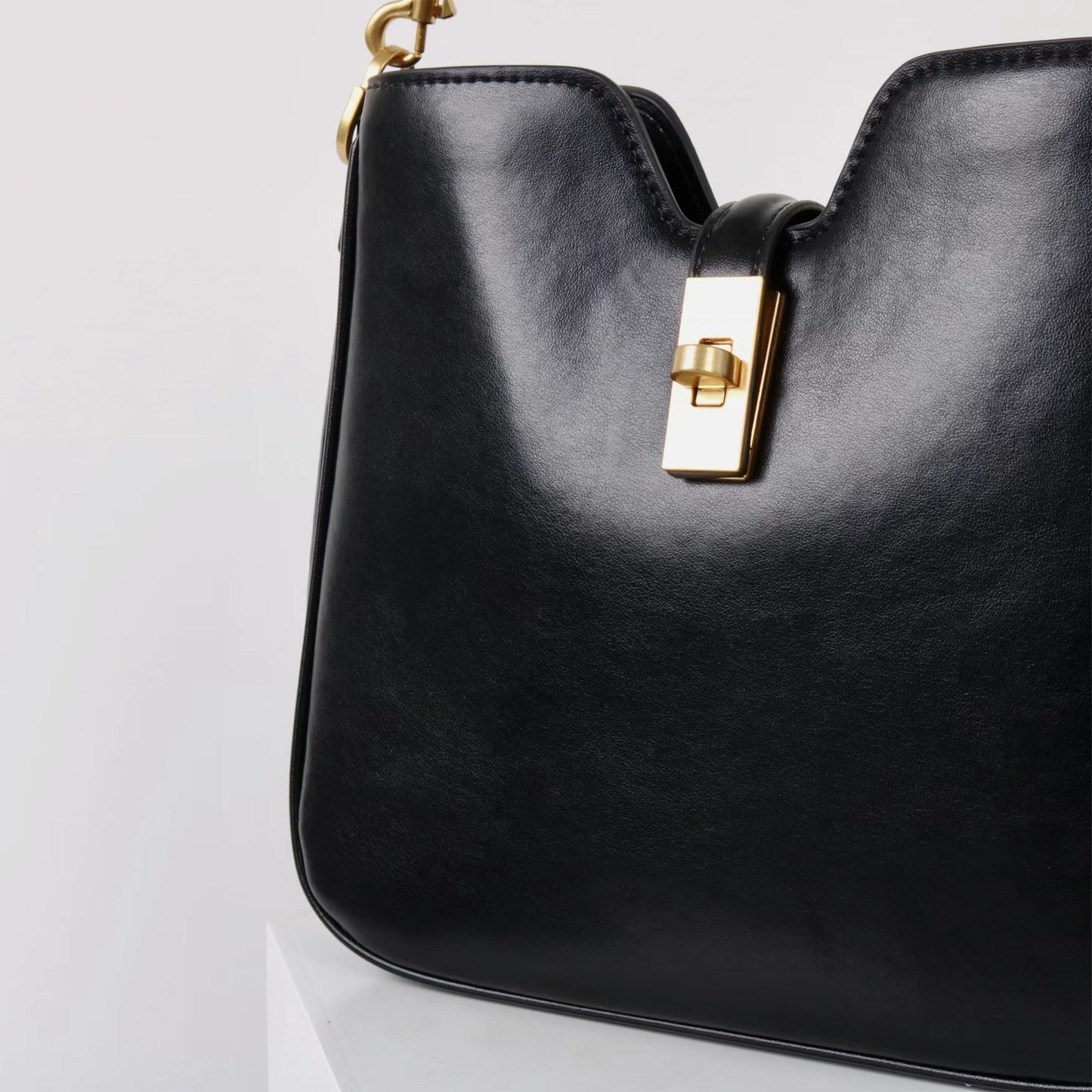 Women's Light Luxury Genuine Leather Underarm Niche High-grade Handbags
