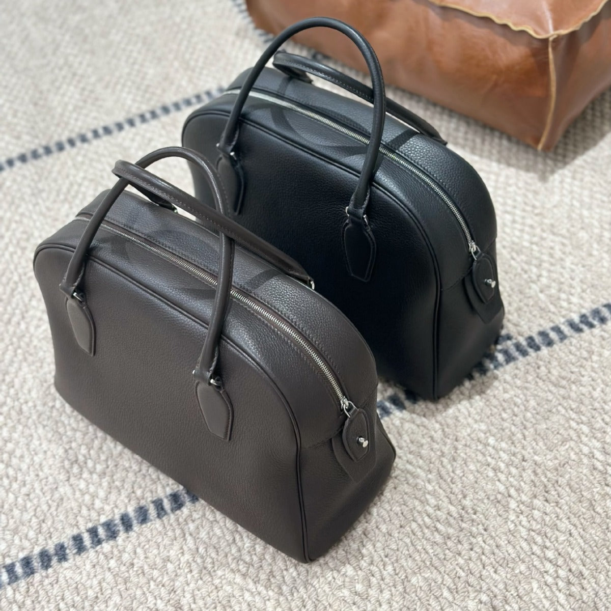 Women's Capacity Retro Boston First Layer Imitation Handbags